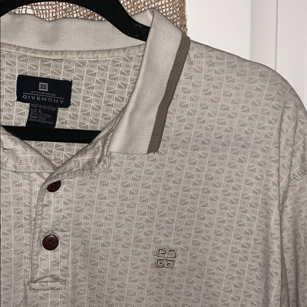 Givenchy Men’s Vintage Polo SIZE: L